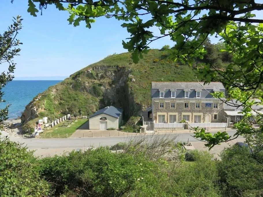 Appart Vue Mer Et Sur Les Falaises-Face Au Sentier De Randonnee Planguenoual 0*,  Franciaország
